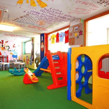 Sport Hotel Pampeago เตเซโร ภายนอก รูปภาพ